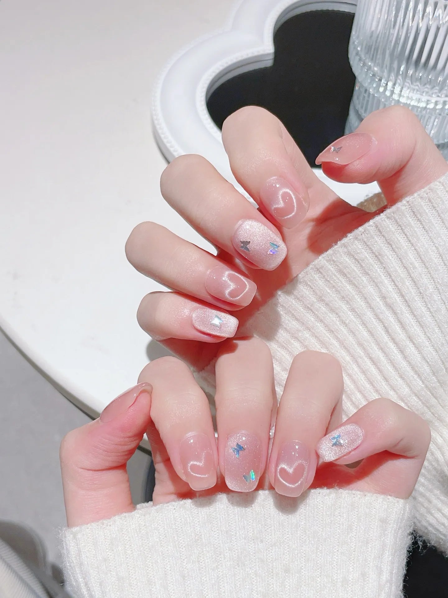 10pcs Festive Red Oval Short Press-On Nails with Cute Tomato Design Glossy Finish Holiday Nail Art Set for Women and Girls Wear