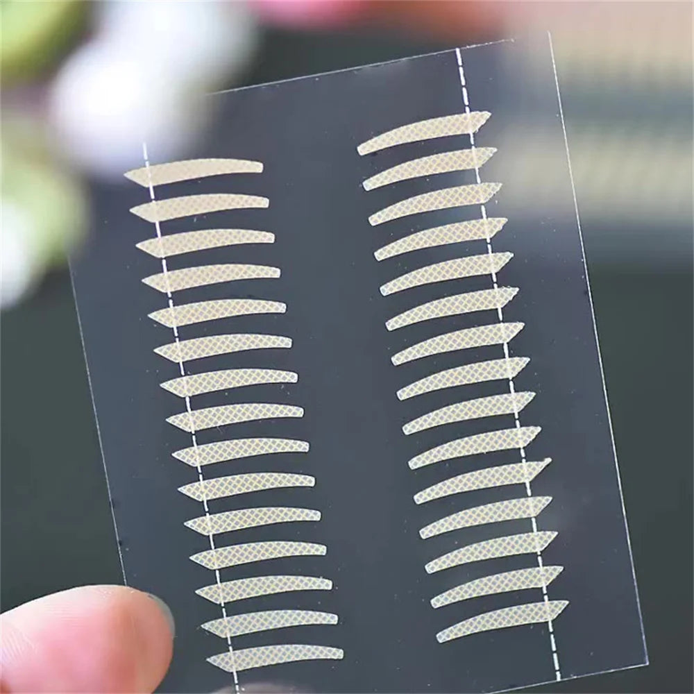 150Pairs/300PC Eyelid Tape Sticker Invisible Double Fold Eyelid Lace Paste Clear Beige Stripe Self-adhesive Eye Tape Makeup Tool