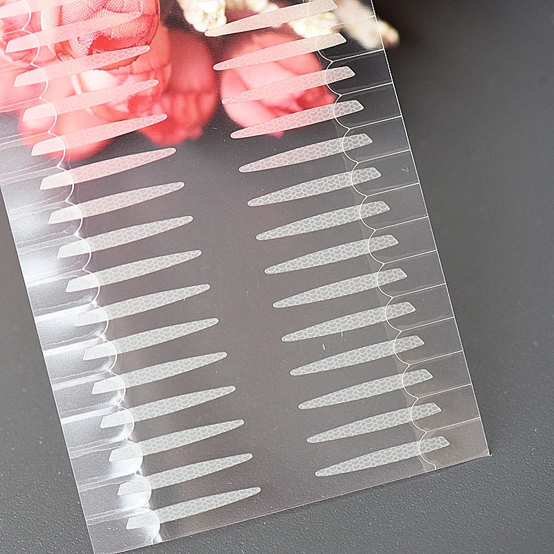 32Pcs/Sheet Double Eyelid Tape Ultra Stay Beautiful Eyes Invisible Waterproof Eye Big Eyes Makeup Tools Beginner Friendly